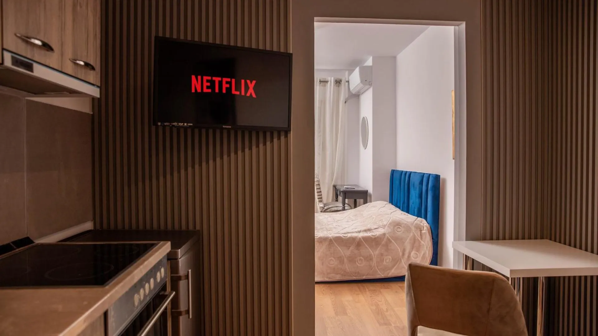 Suprem Apartment Tirana 0*,